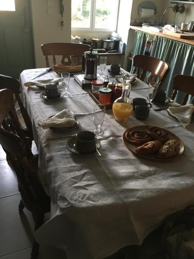 Bed and Breakfast Le Petit Grange à Le Lindois Extérieur photo