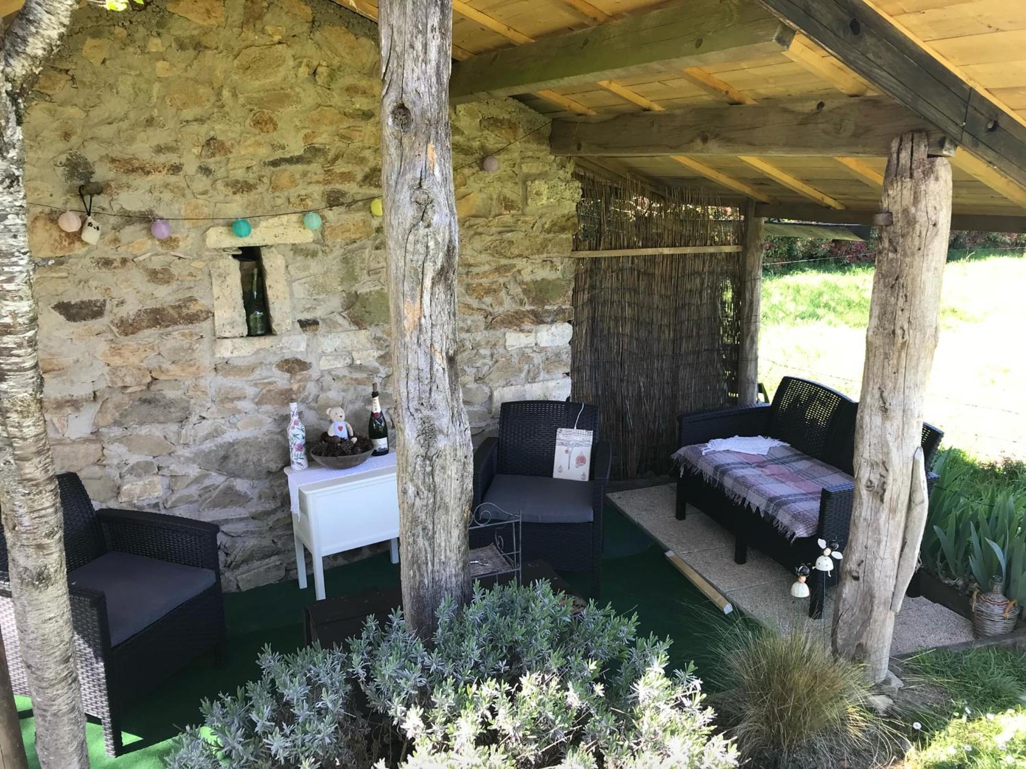 Bed and Breakfast Le Petit Grange à Le Lindois Extérieur photo